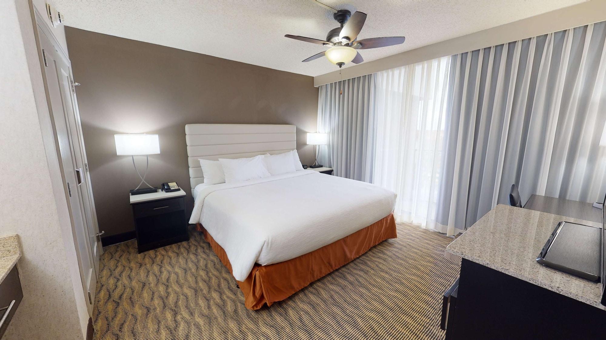 Embassy Suites By Hilton Oklahoma City Will Rogers Airport Eksteriør bilde