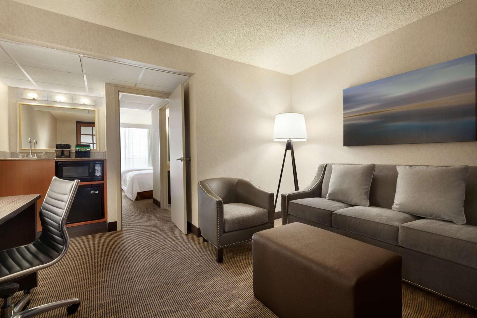 Embassy Suites By Hilton Oklahoma City Will Rogers Airport Eksteriør bilde