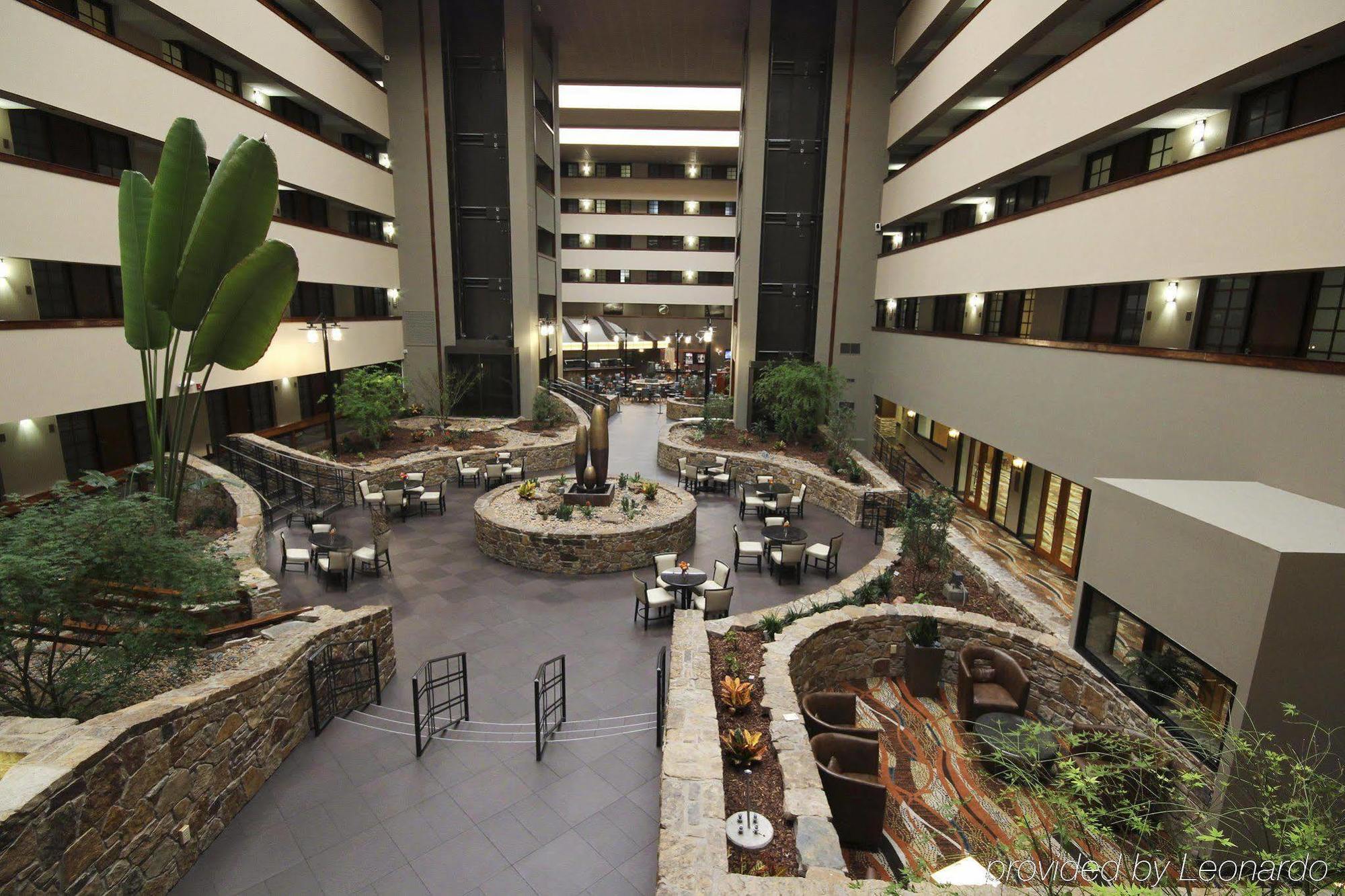 Embassy Suites By Hilton Oklahoma City Will Rogers Airport Eksteriør bilde