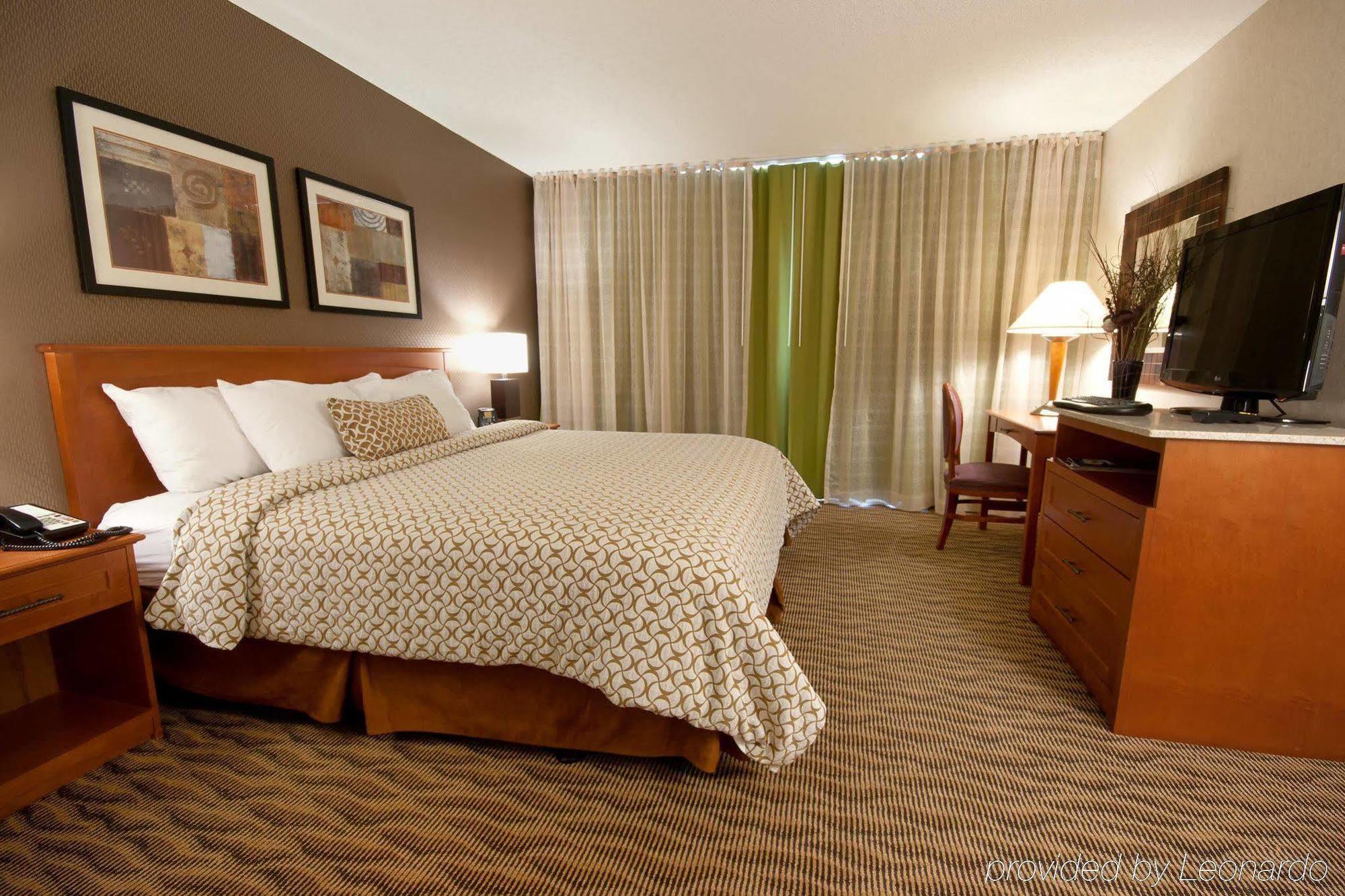 Embassy Suites By Hilton Oklahoma City Will Rogers Airport Eksteriør bilde