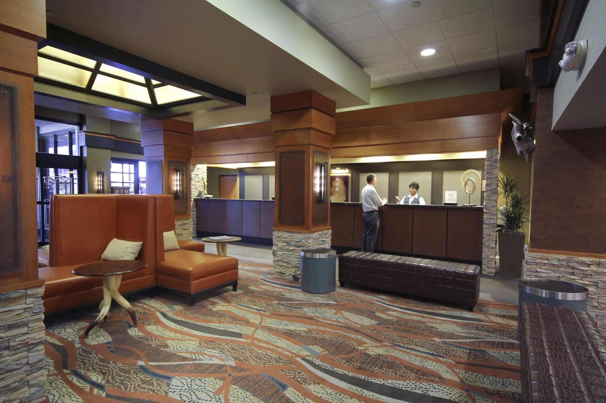 Embassy Suites By Hilton Oklahoma City Will Rogers Airport Eksteriør bilde