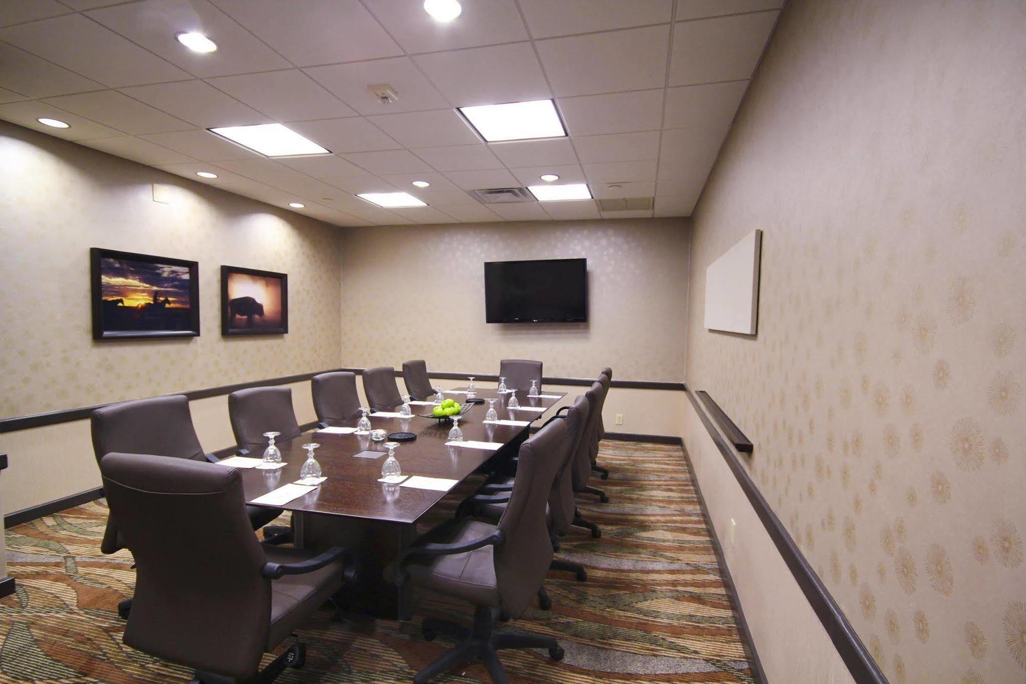 Embassy Suites By Hilton Oklahoma City Will Rogers Airport Eksteriør bilde
